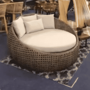 Traditional Round Daybed